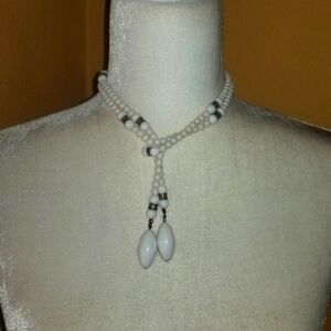 Vintage White Beaded Necklace